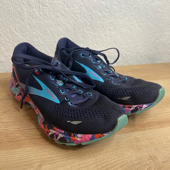 Brooks Ghost 15 Womens 8 Shoes Running 1203801B434 Blue Tie Dye Sneaker - Picture 2 of 5